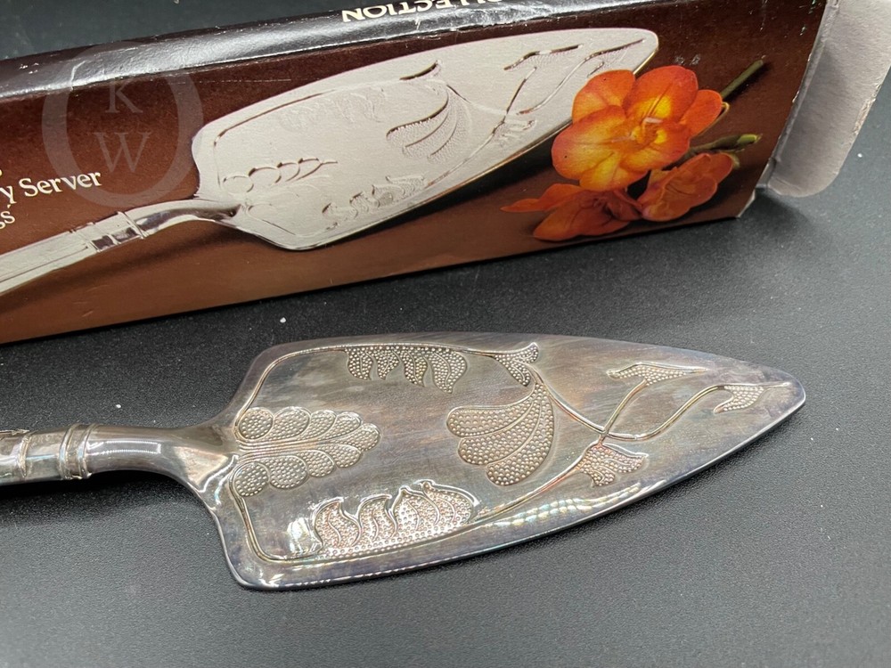 Vintage Pastry Cake Pie Server Beaumont Collection Kings Pattern Silver Plated