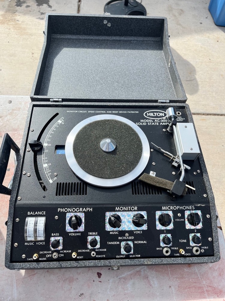 Hilton AC-300 A Turntable Great Condition