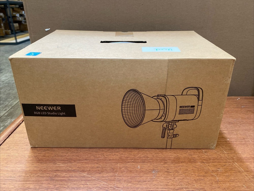 NEEWER CB60 RGB Video Light