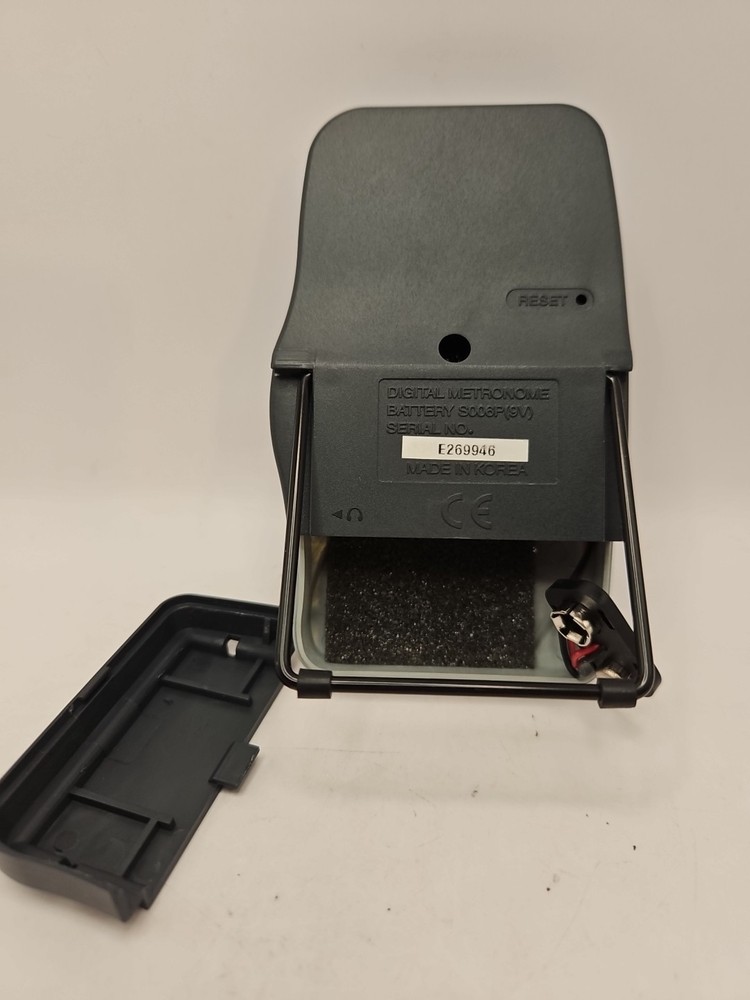 Matrix MR-550 Digital Metronome With LCD Pendulum Simulation