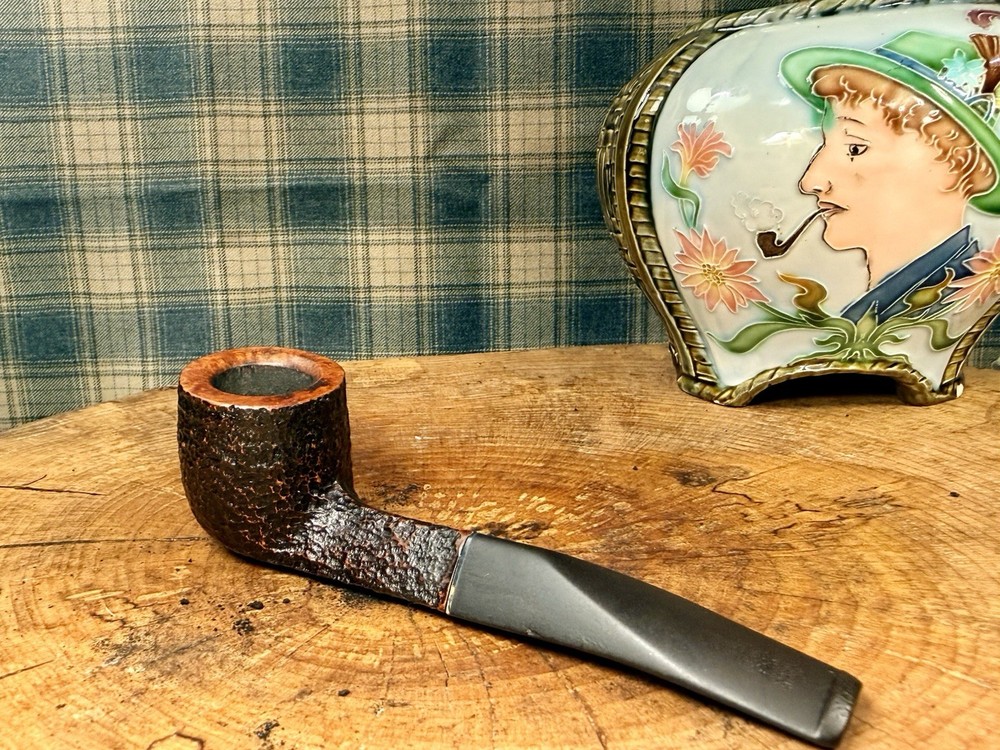 SAVINELLI ROMA 123 Triangular Shank/Semi-bent Pot Nice Blast Estate Pipe