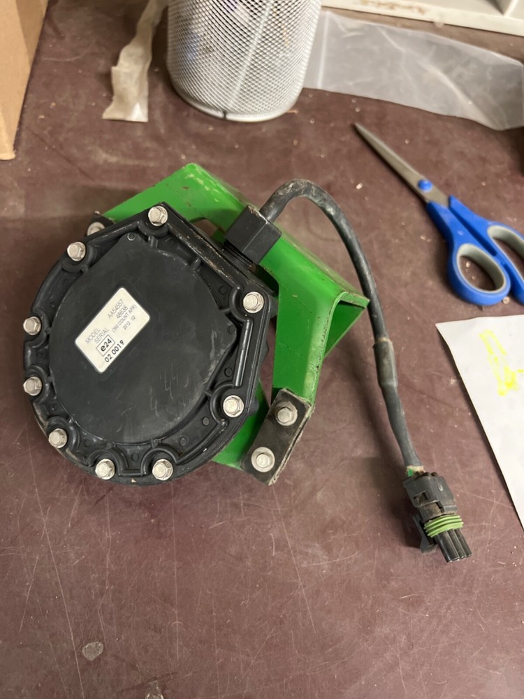 Used John Deere shaft Encoder (N-5103)