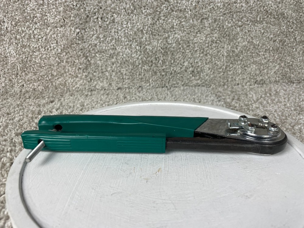 Astro Tool Corp 615466 Micro Thread Adjustable Crimp Tool Green