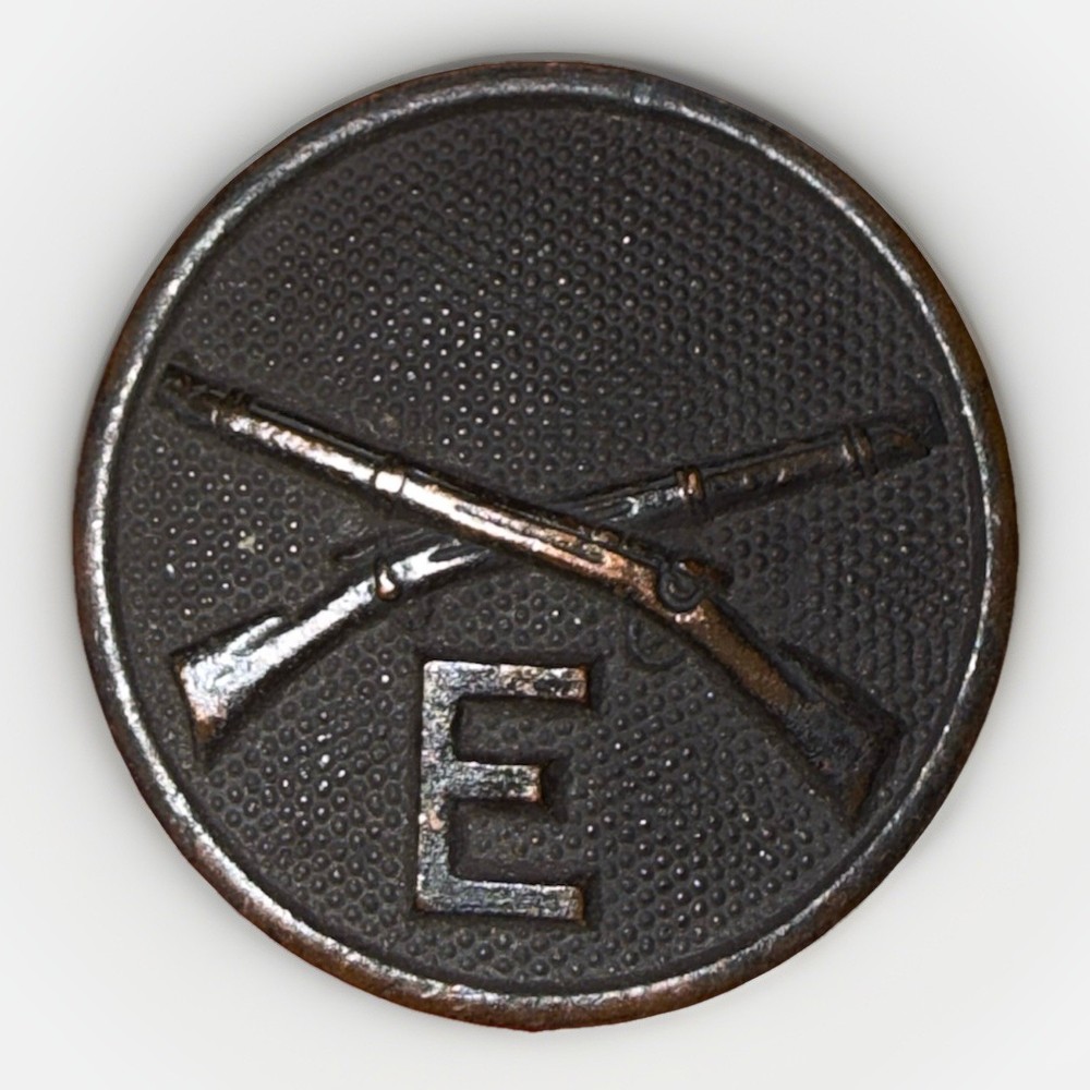 WW1 US Army Infantry Corps "E" Co Enlisted Collar Disk