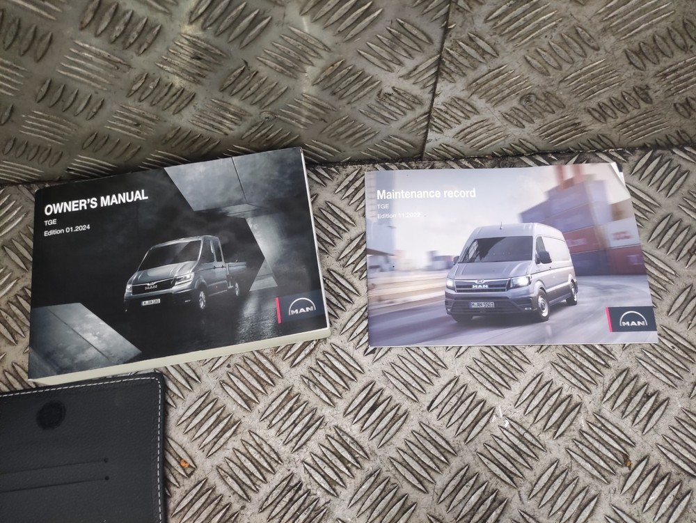 MAN 2018-on Manual Hand Book Ref D308