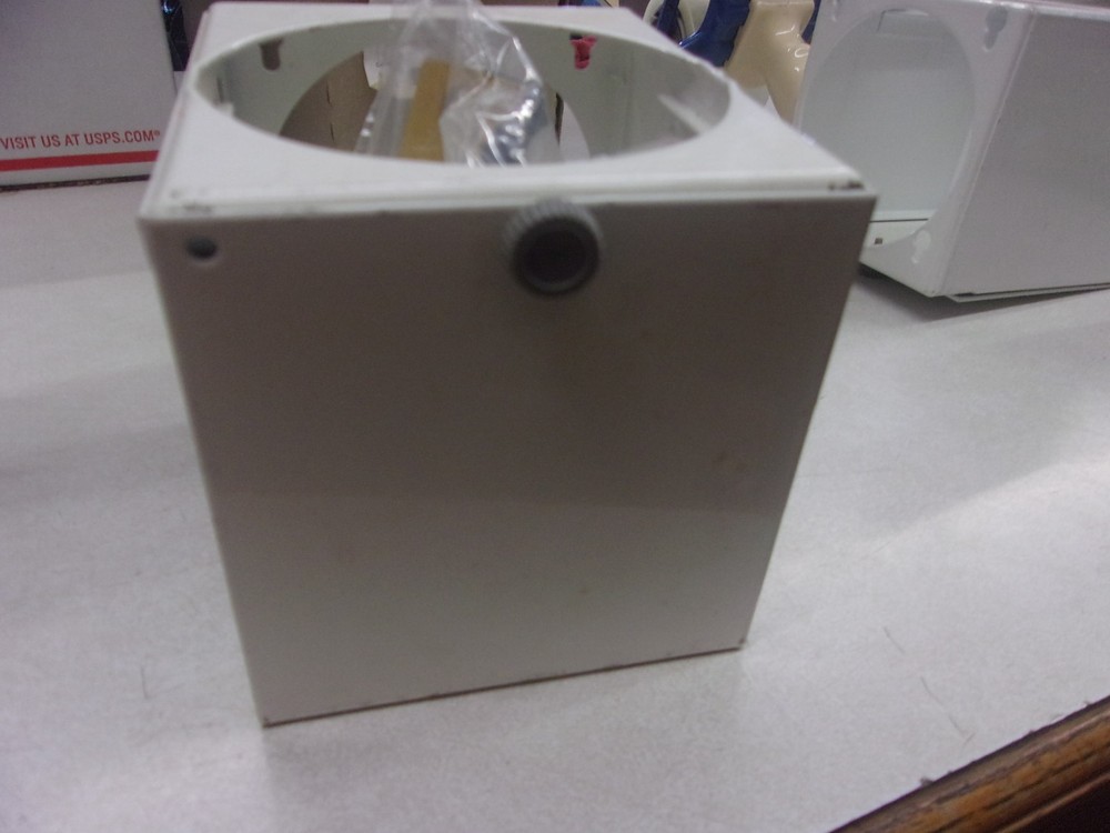 BOSCH JOINT HOUSING BOX WITH REMOVABLE COVER