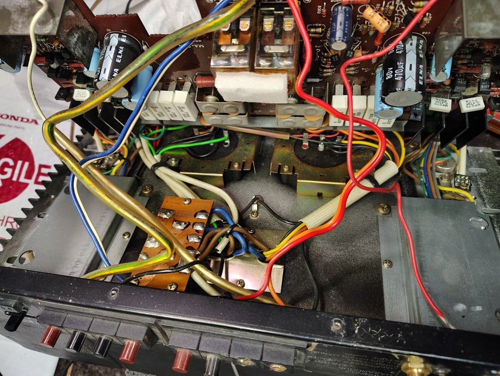 Mitsubishi DA-A15DC power amplifier