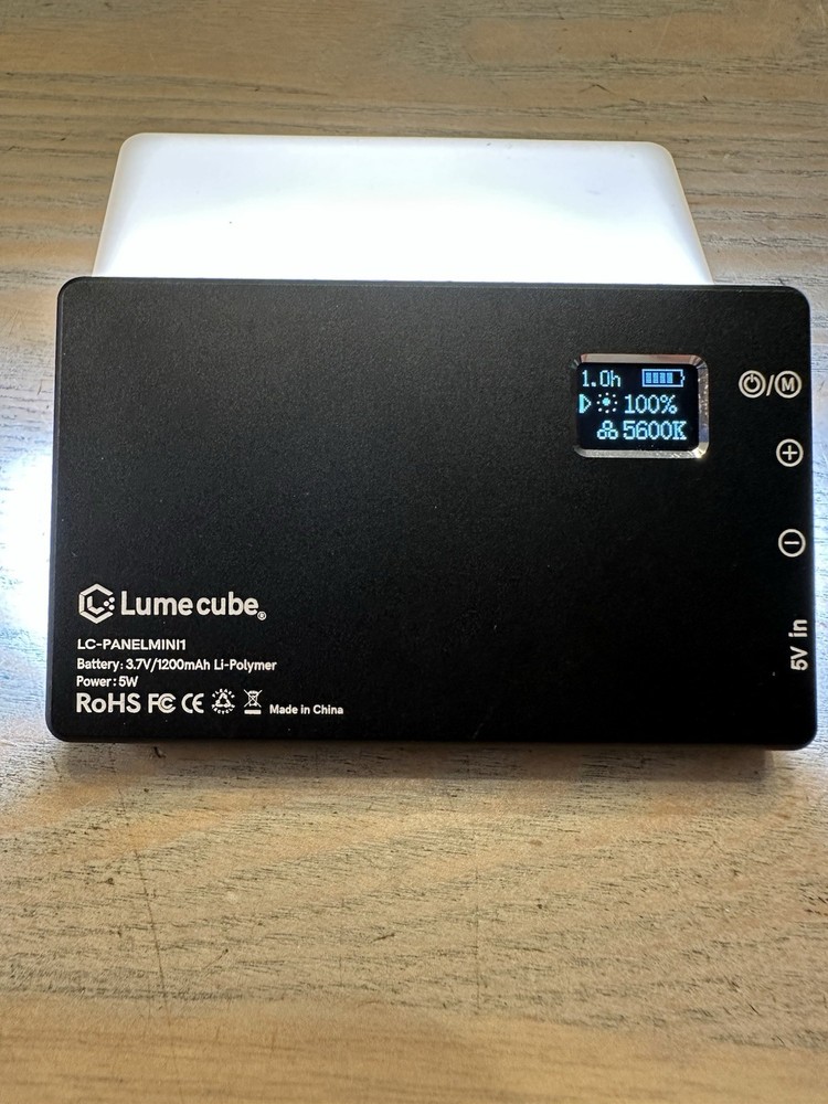 Lume Cube LC-PANELMINI1 5W Bicolor Panel Mini LED - USB C Mini Light Panel