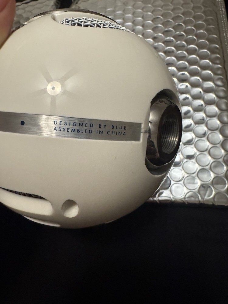 Blue Snowball USB Condenser Microphone White USB Model with Cable