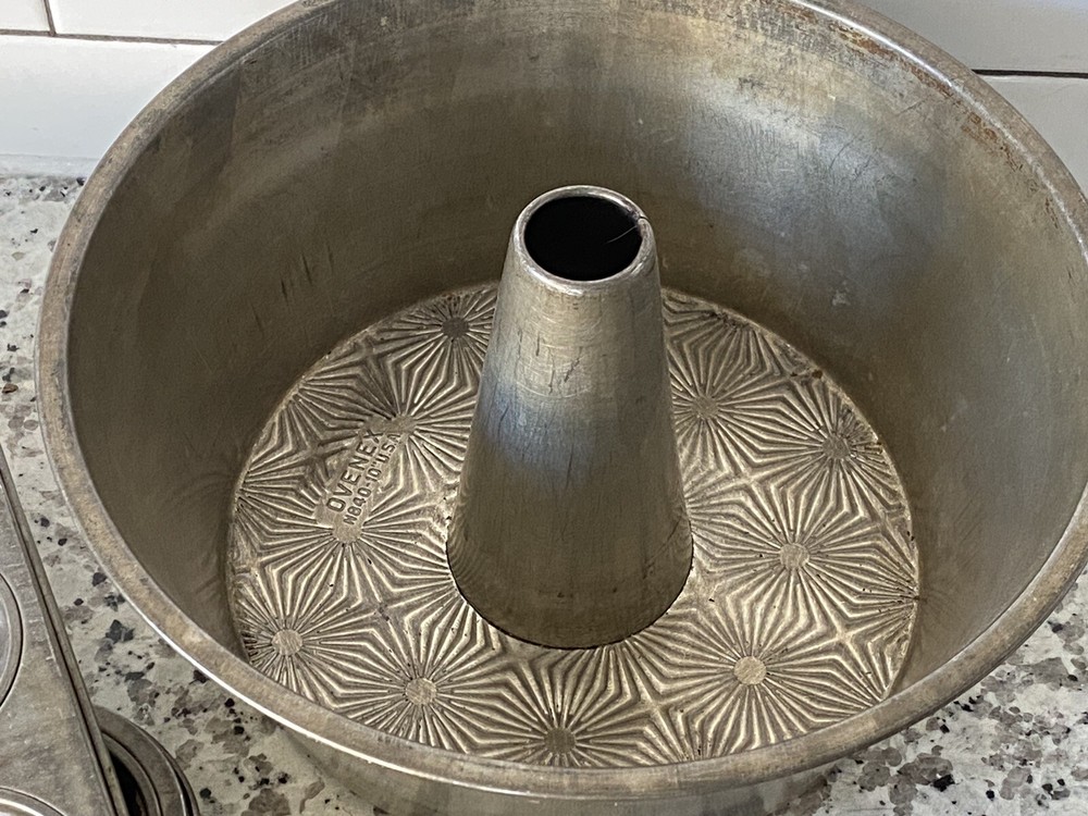 vintage bakeware set