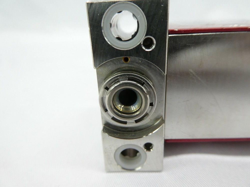 STEC SEC-7330M MFC Mass Flow Controller SEC-7330 200 CCM HBr Working Spare