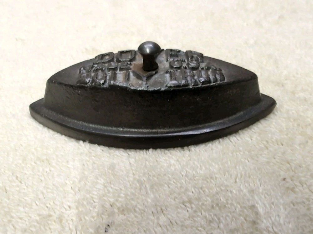 Vintage Dover Dolly Iron (No Handle)