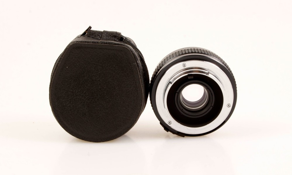 Minolta MD 2x Lens Multiplier With Case