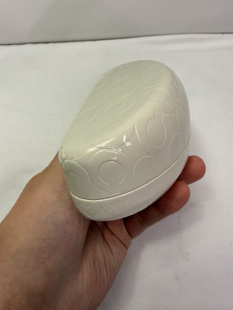 COACH SUNGLASSES HARD CASE CLAM SHELL STYLE EMBOSSED C