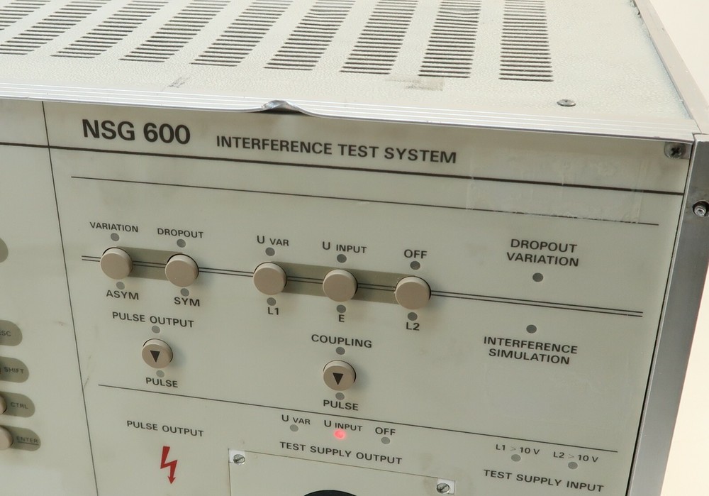 Schaffner NSG 600 Interference Test System w/ NSG 625 Fast Transient Simulator