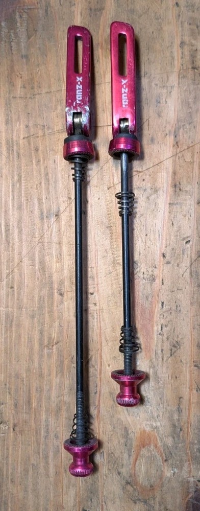 Tranz-X Quick Release Skewer Set Pink