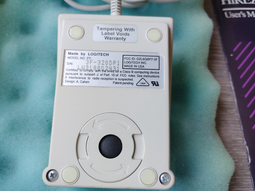 Logitech HiREZ Mouse - NOS Display