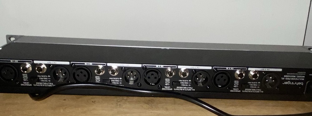 Behringer Multicom Pro-XL MDX4600 Audio Interactive Quad Dynamics Processor