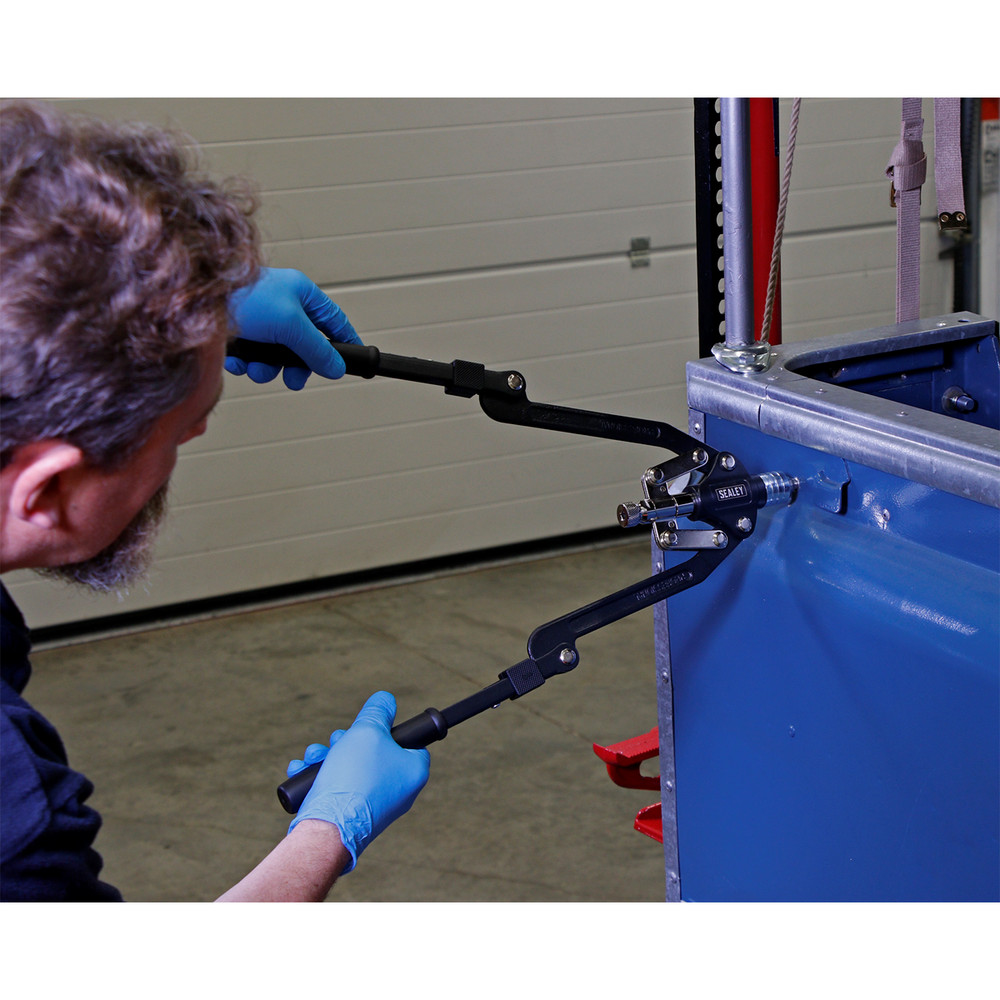 Sealey AK39602 Rivet & Threaded Nut Rivet Kit