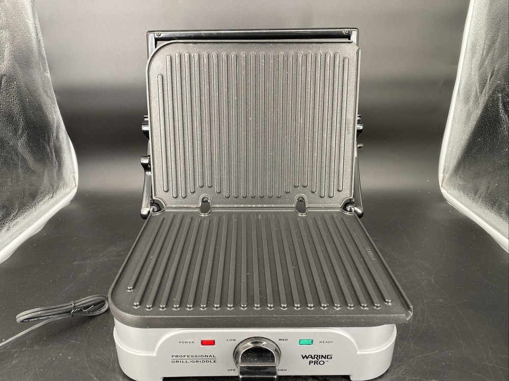 Waring Pro Professional Panini Press, Grill, Griddle. Silver Model WGG500