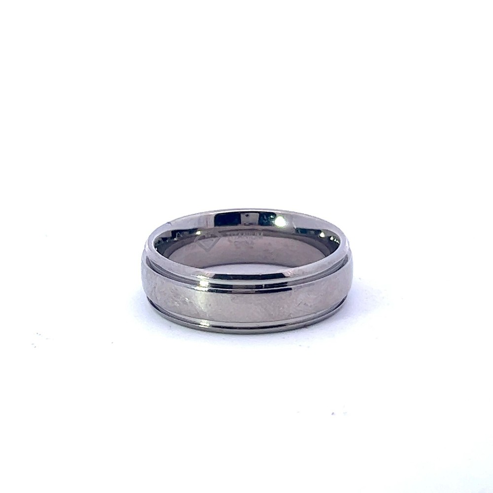 Titanium 7.5mm Step Edge Band Ring