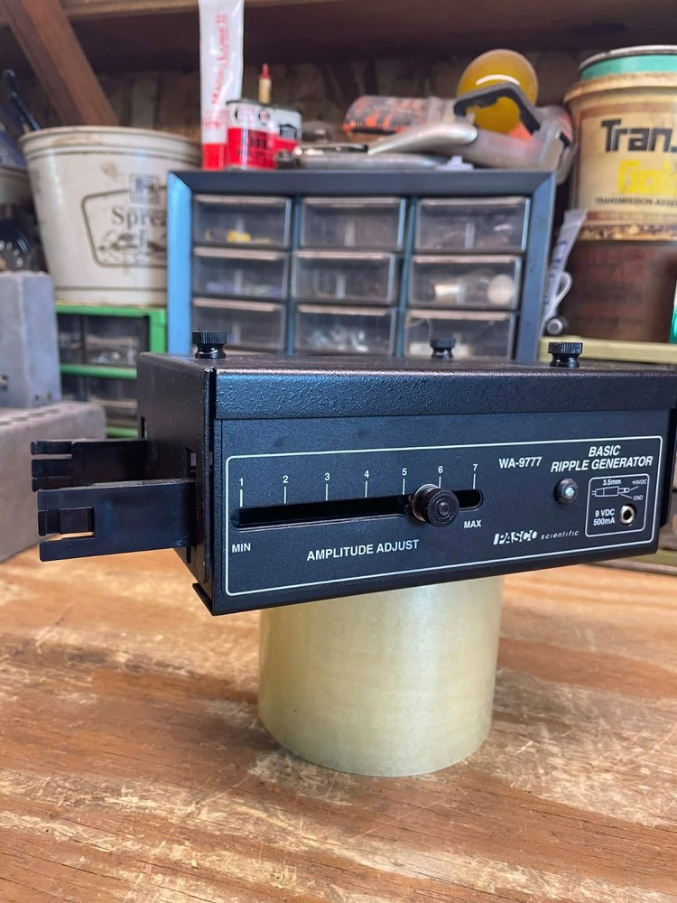 1 Pasco Scientific Basic Ripple Generator SELLING UNTESTED MAKE OFFER