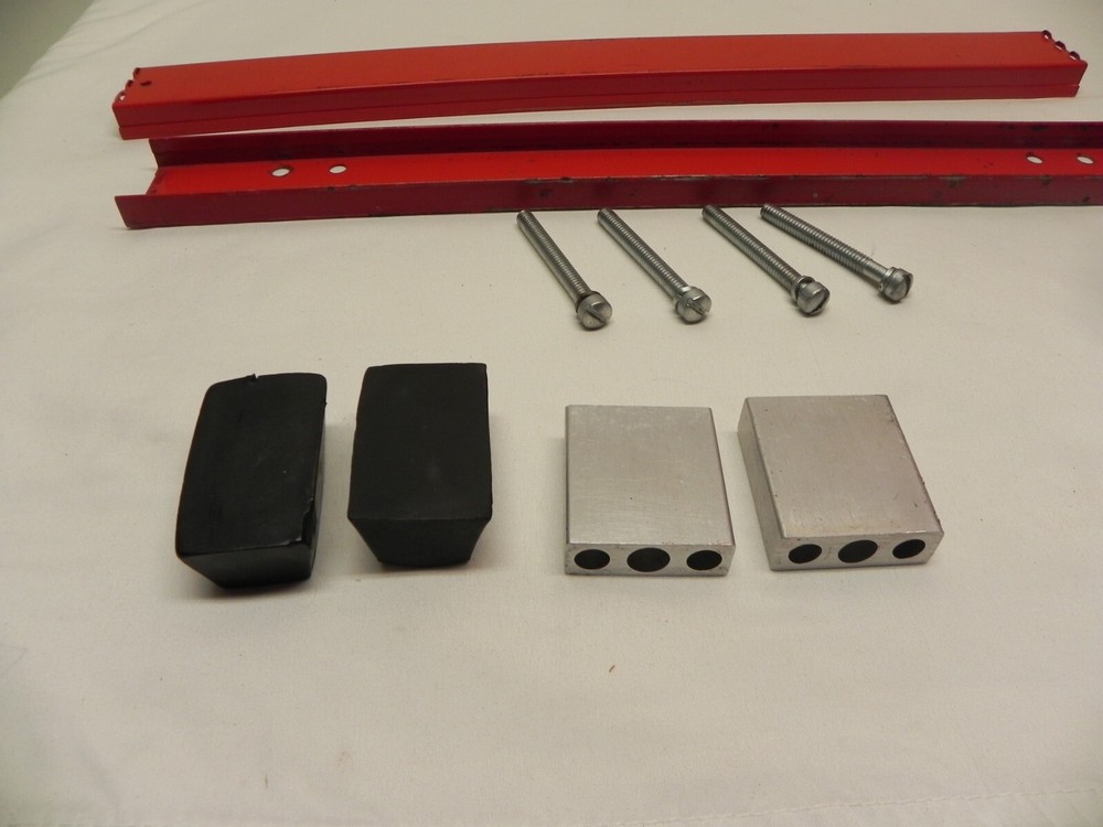 Snap-on Vintage KR-402A Tool Box Handle Roll Cab Handle Red Original End Caps