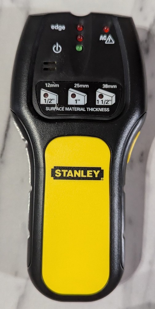 STANLEY STUD FINDER SENSOR 150 BATTERY OPERATED AC POWER DETECTION