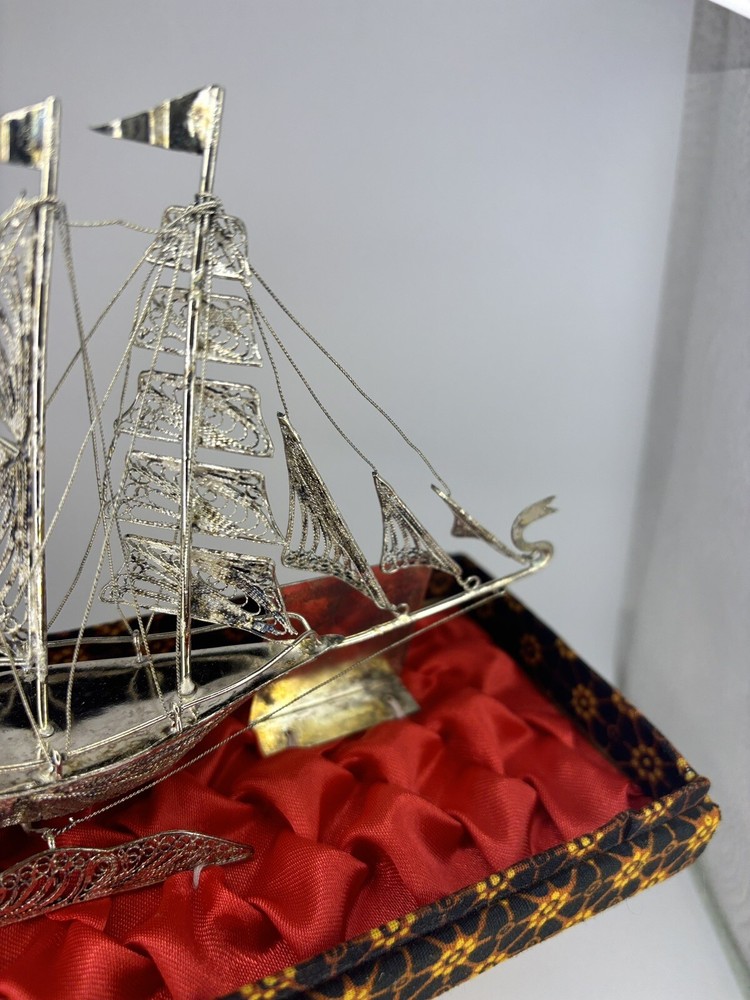 fine silver boat souvenir 2008 Plaque “Sylvia & Siegfried”