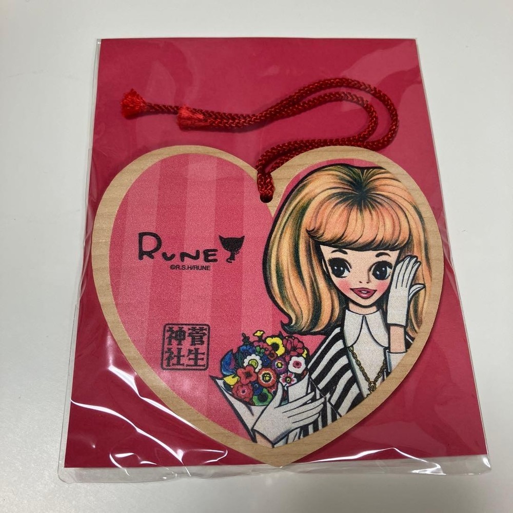 Rene Naito Ema Rene Girl