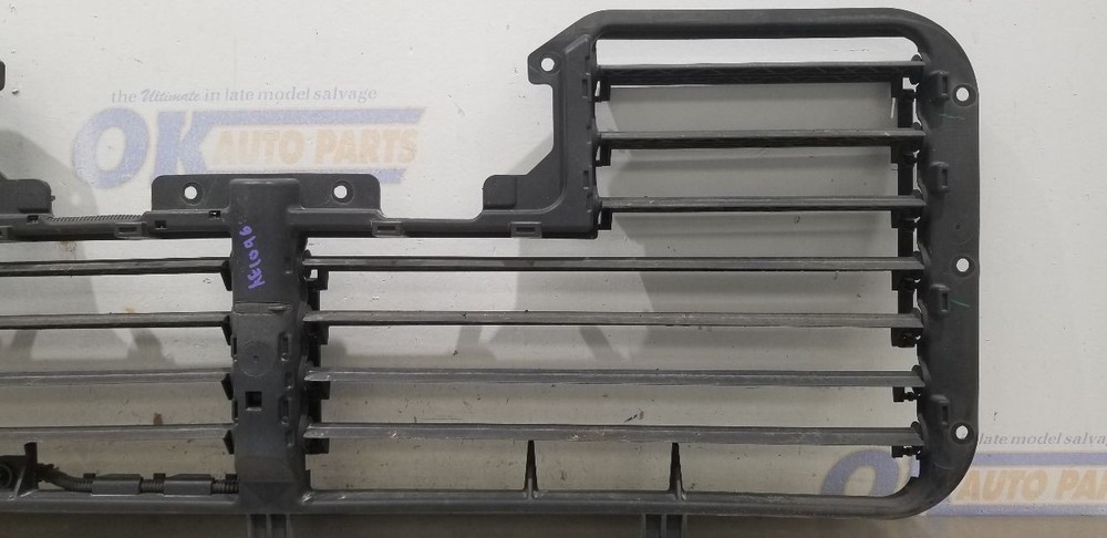 17 GMC SIERRA 1500 5.3L AIR SHUTTER