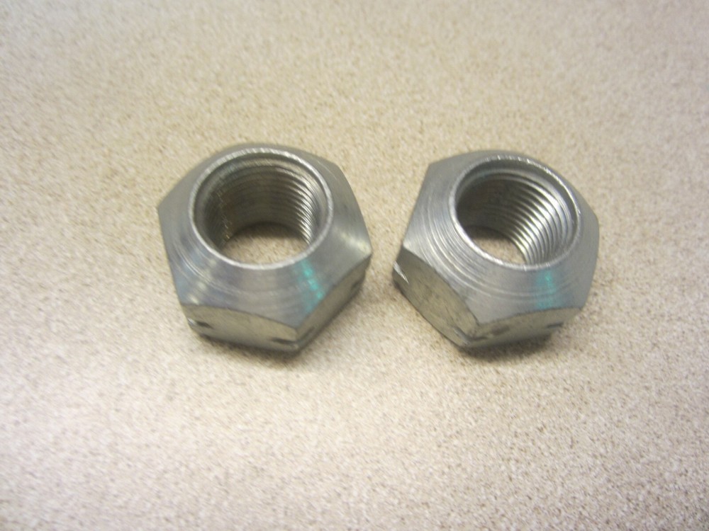 Case IH 369620C1 (2) Nuts