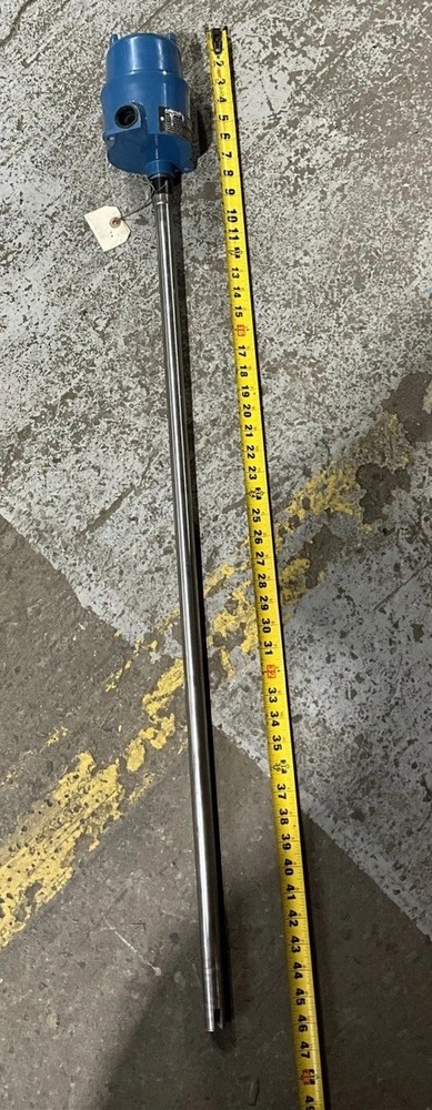 Ametek/Drexelbrook - Model #404-1000 - Level Control & 705 Ser. Sensor