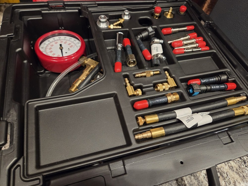 Snapon Tools Master Fuel Pressure Kit
