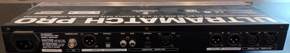 Behringer Ultramatch PRO SRC2496 24-Bit/96 kHz A/d-d/A & Sample Rate Converter