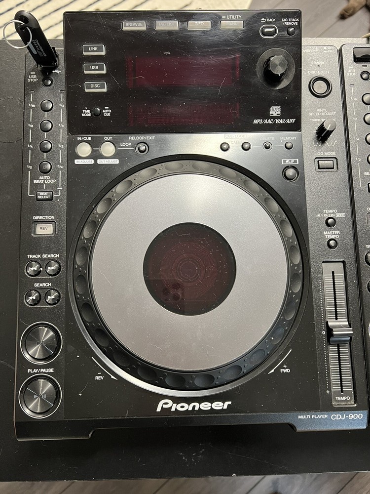 Pioneer CDJ-900 Pair
