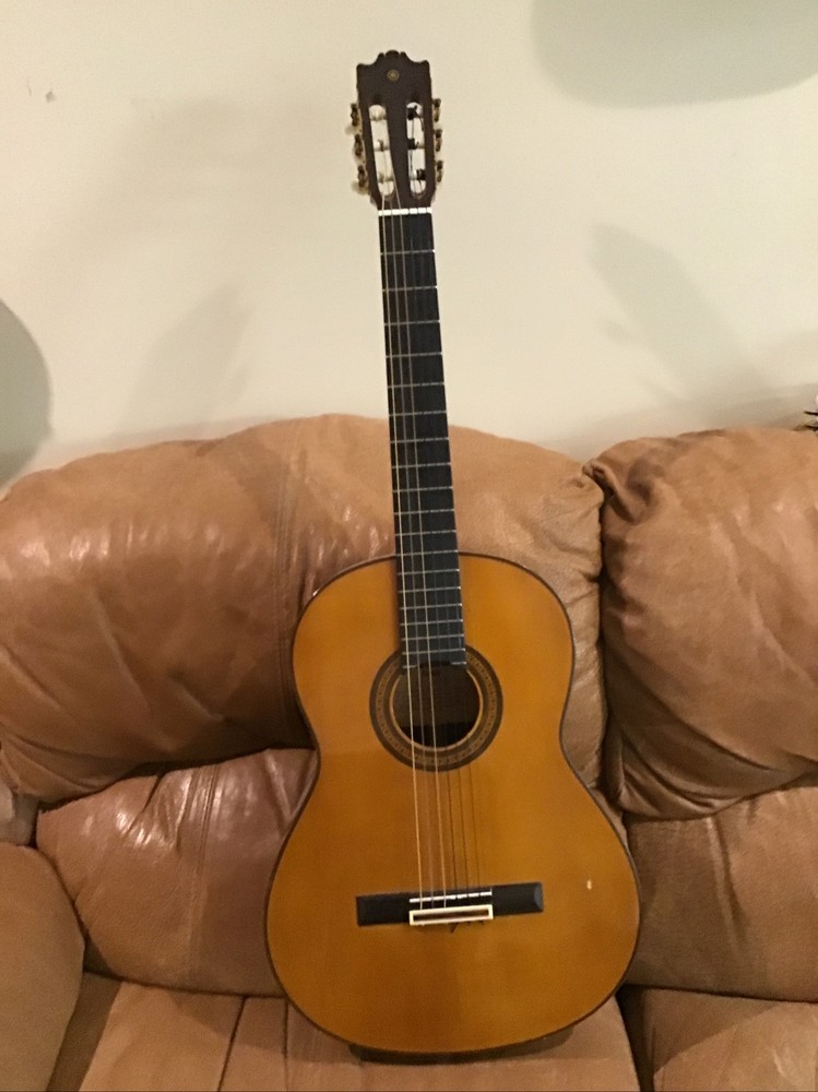 yamaha g 245 s