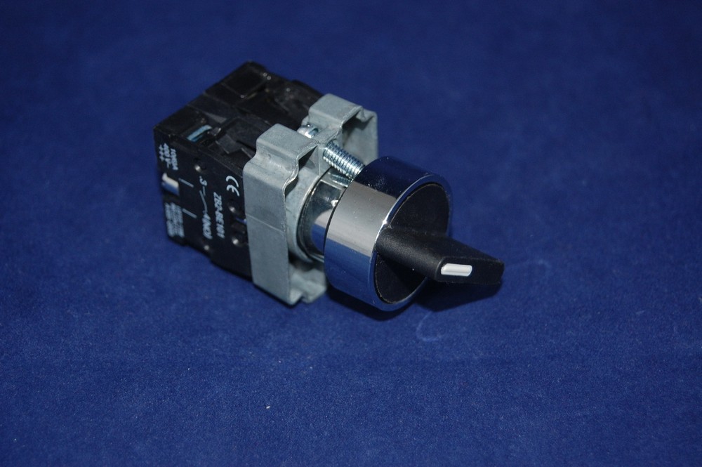 2PCS 22mm Select switch 3 Position Fits XB2BD73C Selector Switch