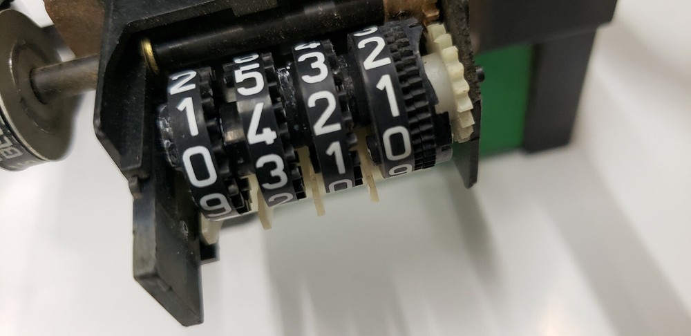 ATC-210 Hand Operator Lead Former with NON-WORKING Counter. PART UNIT ONLY