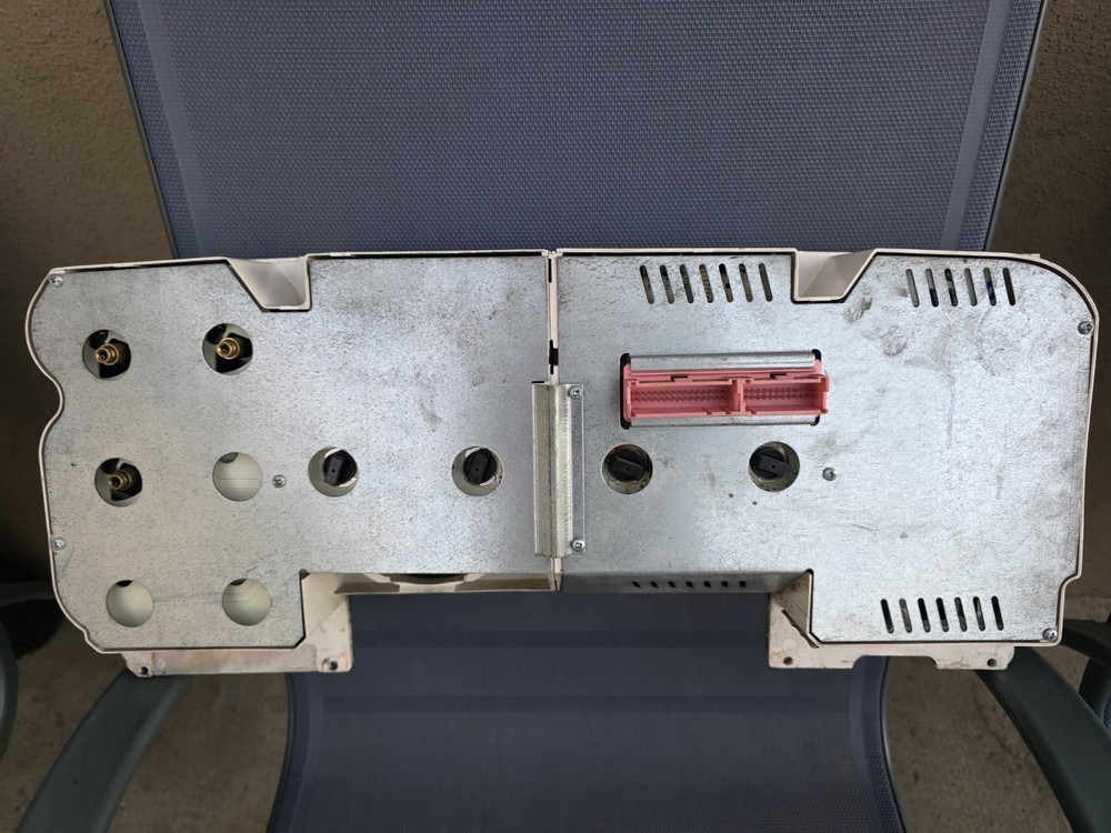 Freightliner Century Cluster Dash Panel A22-48313-011