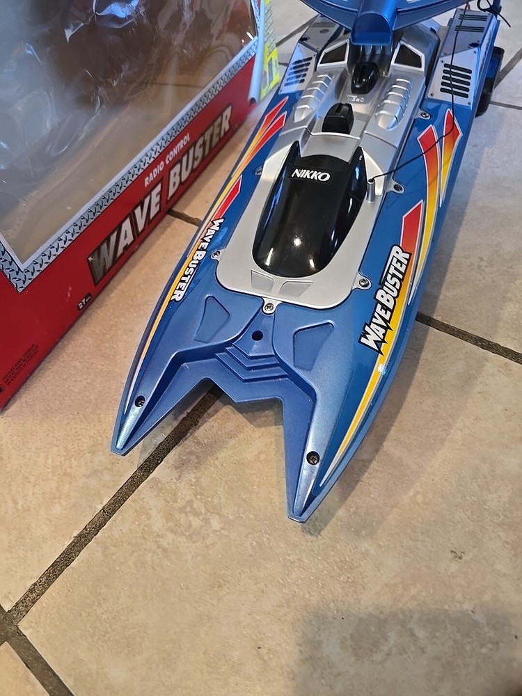Vintage Wave Buster Nikko Boat with Remote Tested (Please Read)