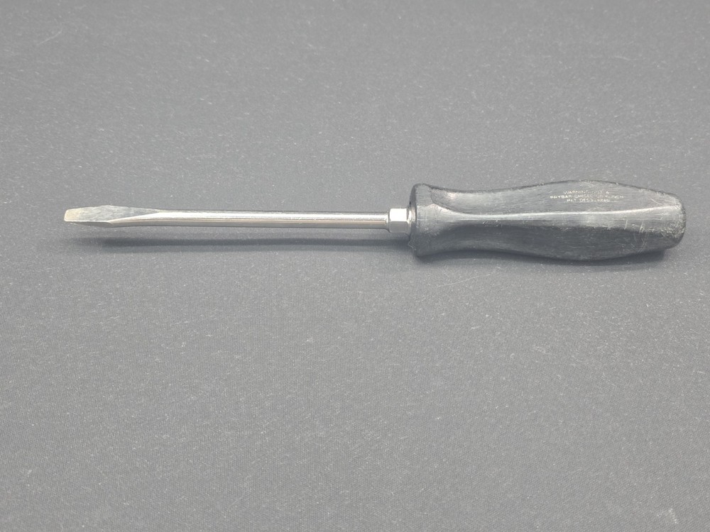 Snap On Black Hard Handle Flat Head Screwdriver SDD6
