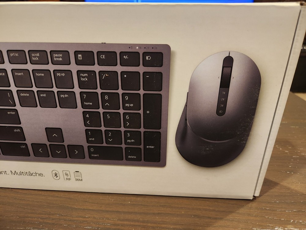 Dell Pro Plus Keyboard and Mouse KM7321W US English