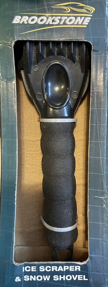 Brookstone Ice Scraper Mit