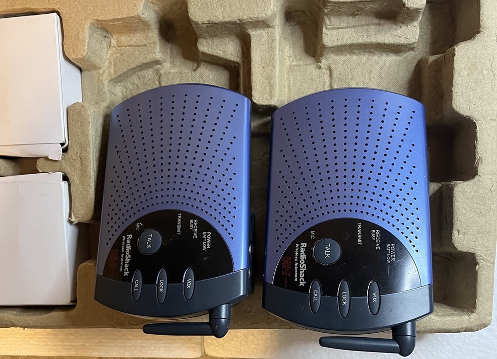 RadioShack 900MHz Wireless Intercom System (model 43-124).