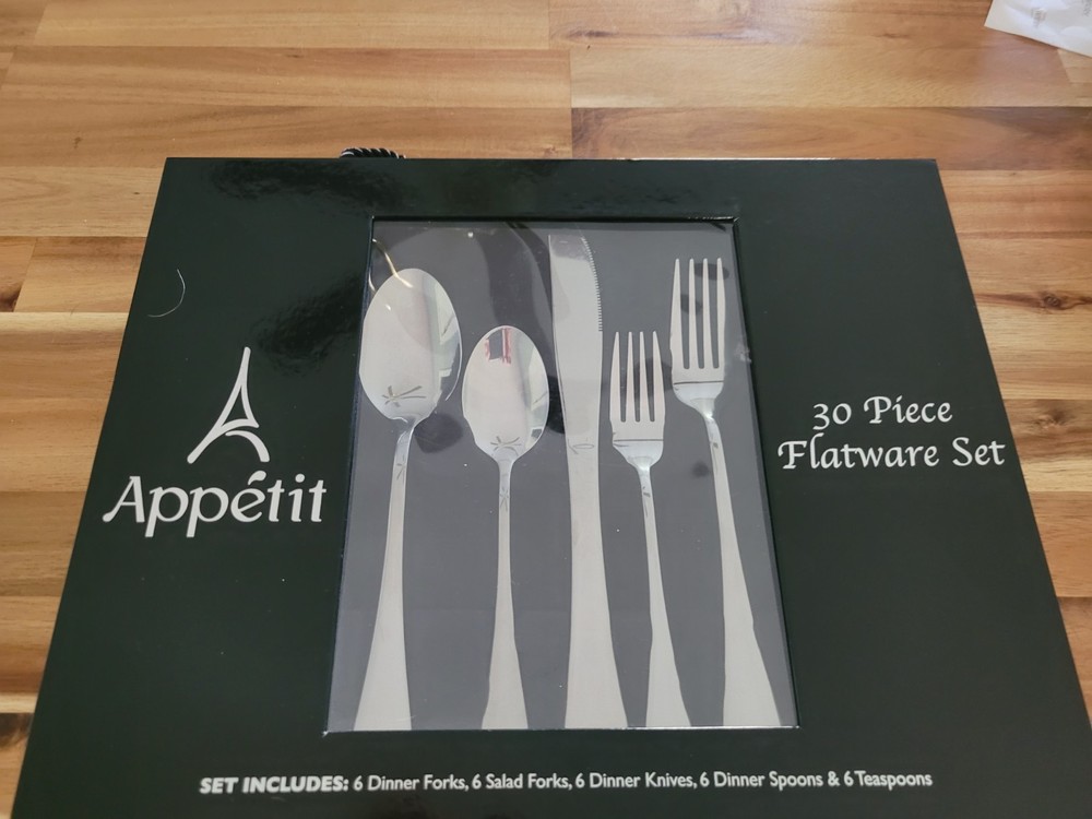 Appetit 30 Piece Flatware Set Service for 6 New Original Box Never Used