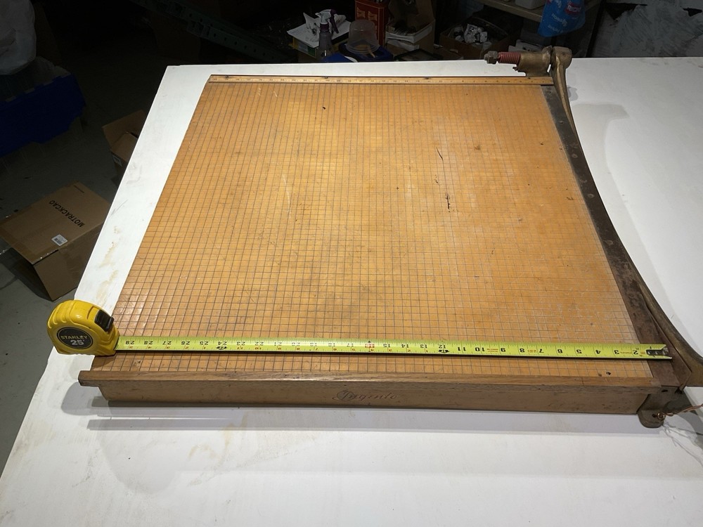 30” Paper Cutter