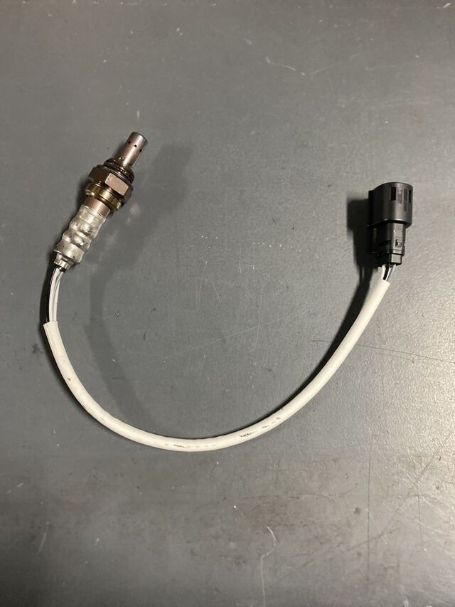 Genuine Oxygen Sensor BE5Z-9G444-A