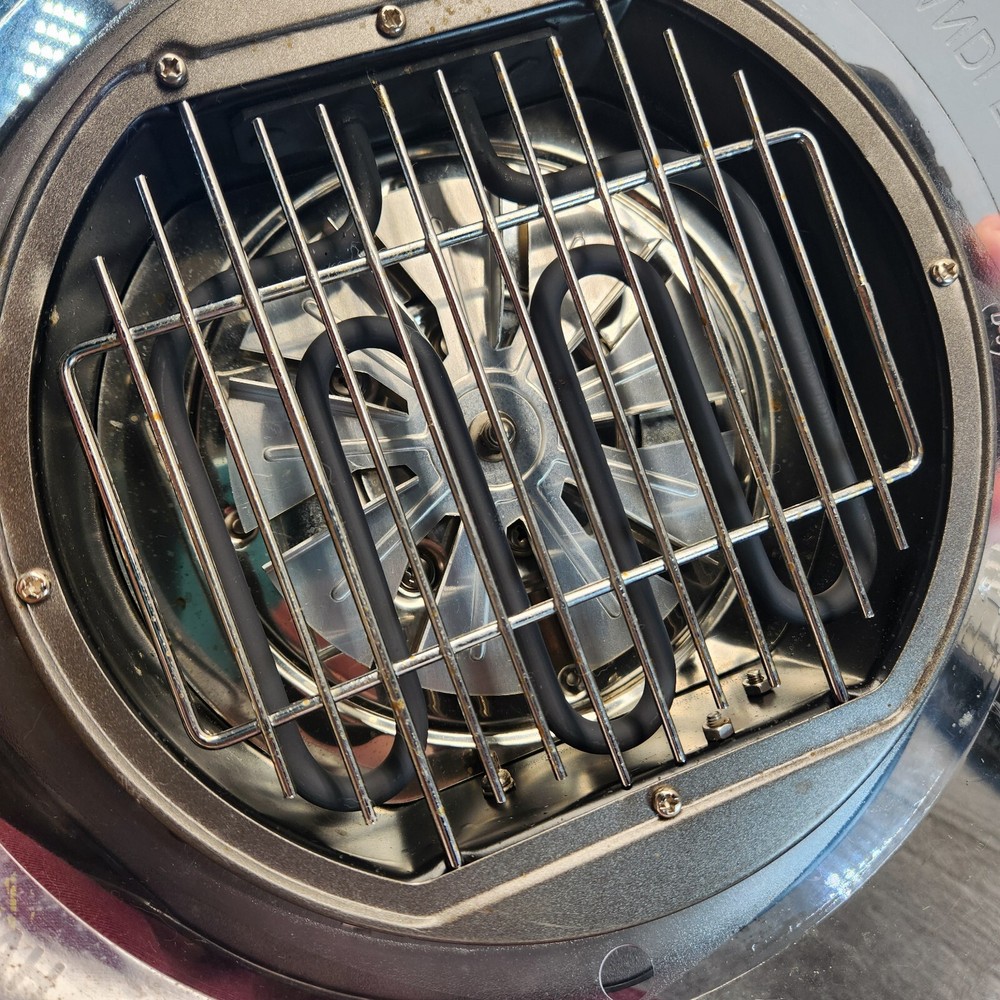 Black Used Nuwave Oven With Cooking Rack