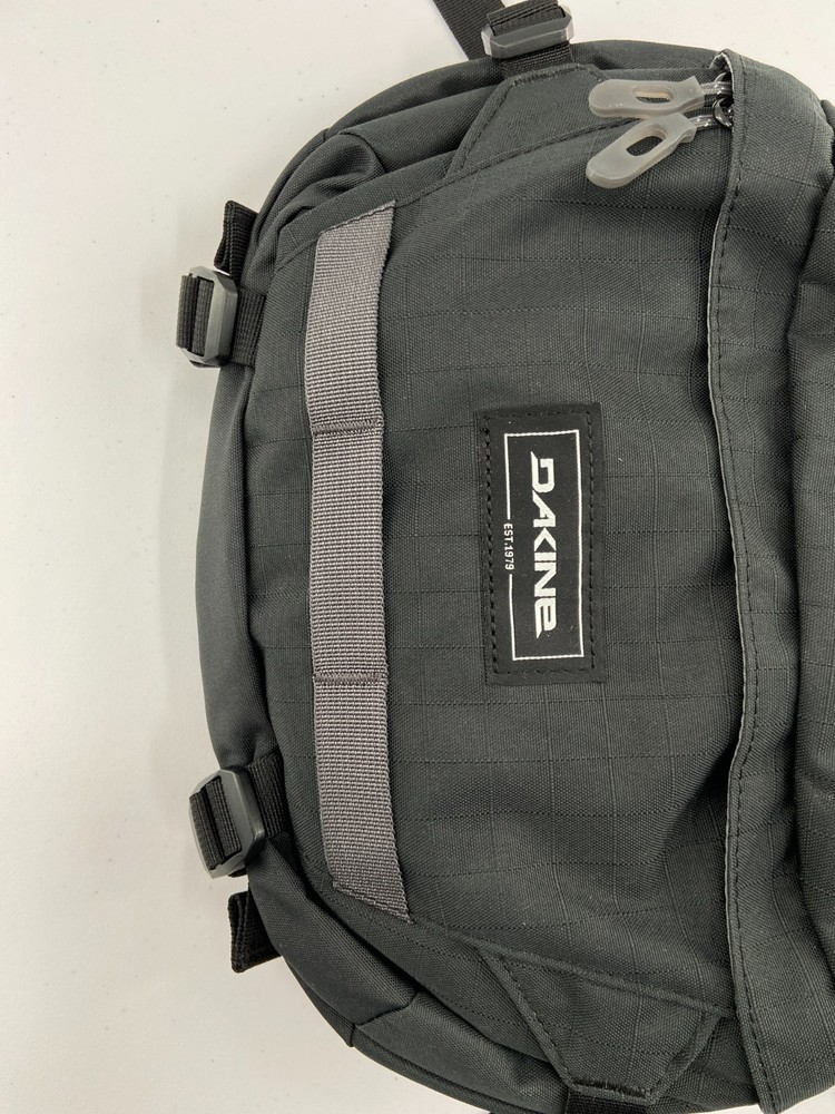 Dakine Hydration Over Shoulder Bag- Black